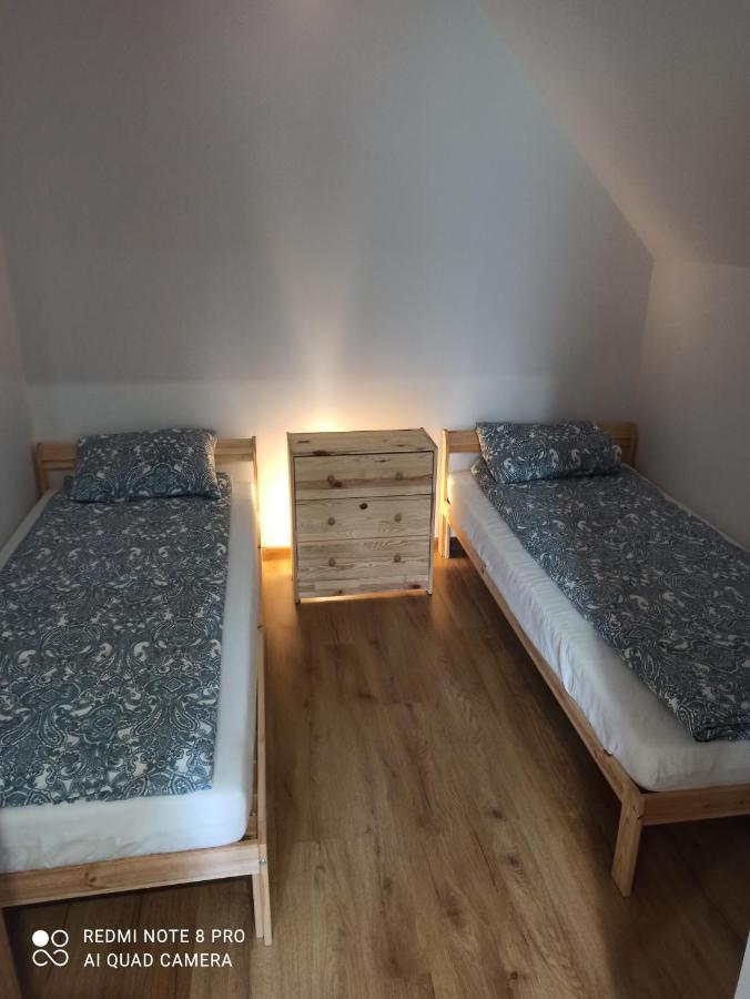 Appartement Apartameny Wiktoria I Nikola W Karwiku à Pisz Extérieur photo