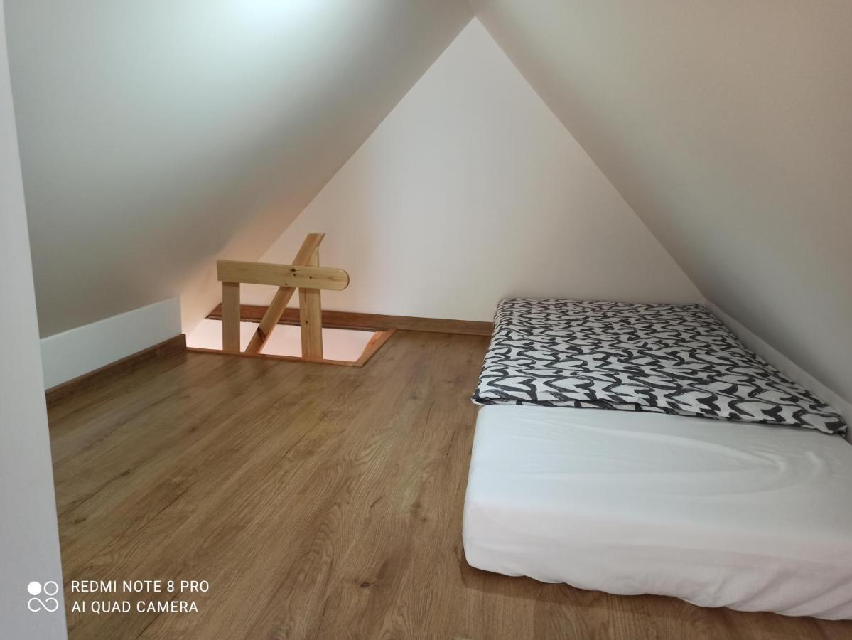 Appartement Apartameny Wiktoria I Nikola W Karwiku à Pisz Extérieur photo